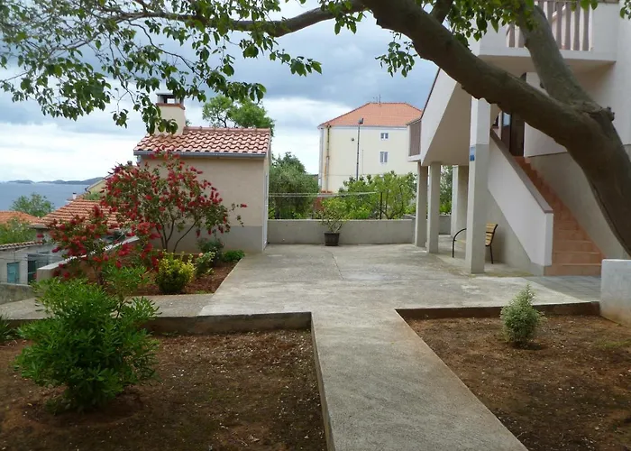 Appartement With Parking Space Sali, Dugi Otok - 8154 Sali