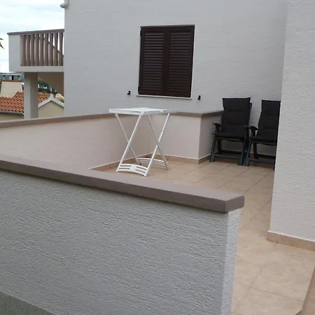 Apartment With A Parking Space Sali, Dugi Otok - 8154 Sali