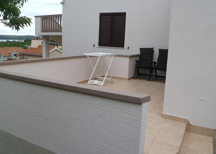 Διαμέρισμα With Parking Space Sali, Dugi Otok - 8154 Sali